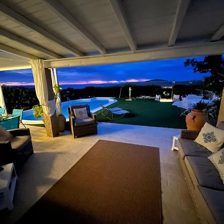 Villa Adel San Teodoro  Exteriér fotografie