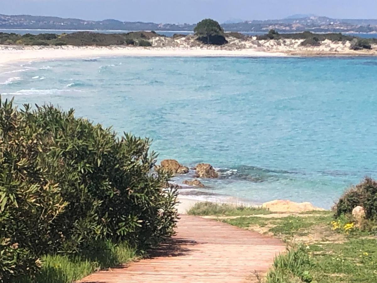 Villa Adel San Teodoro  Exteriér fotografie