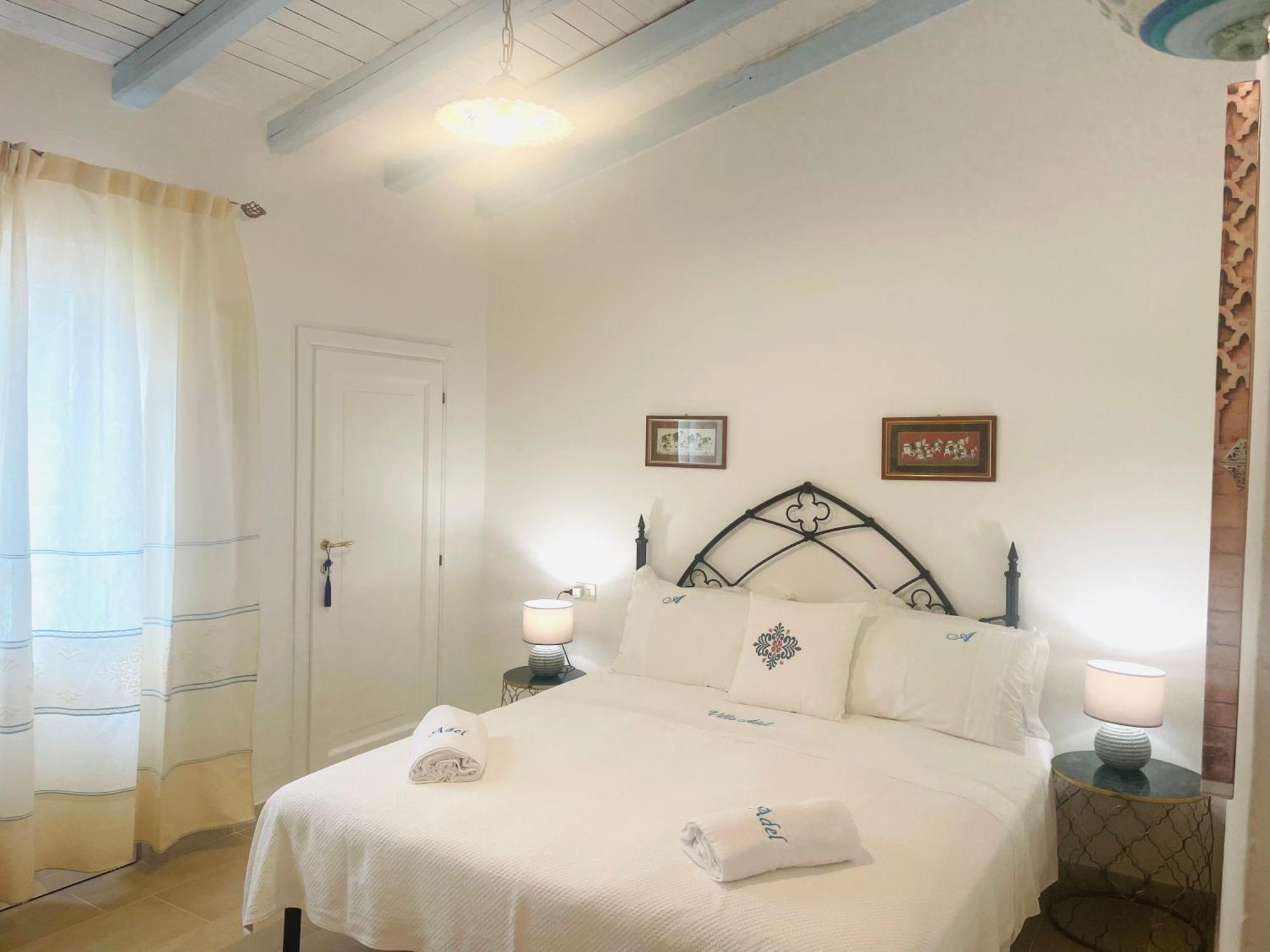 Villa Adel San Teodoro  Exteriér fotografie